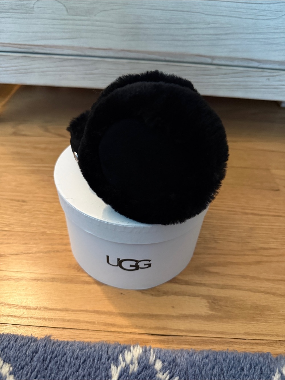 UGG Women's Black Plush Ear Warmers - OS